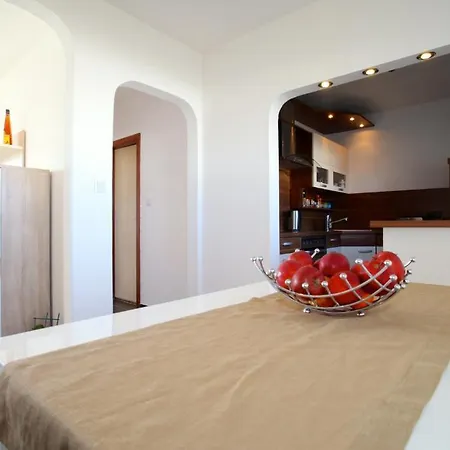 Apartment Private - Agency